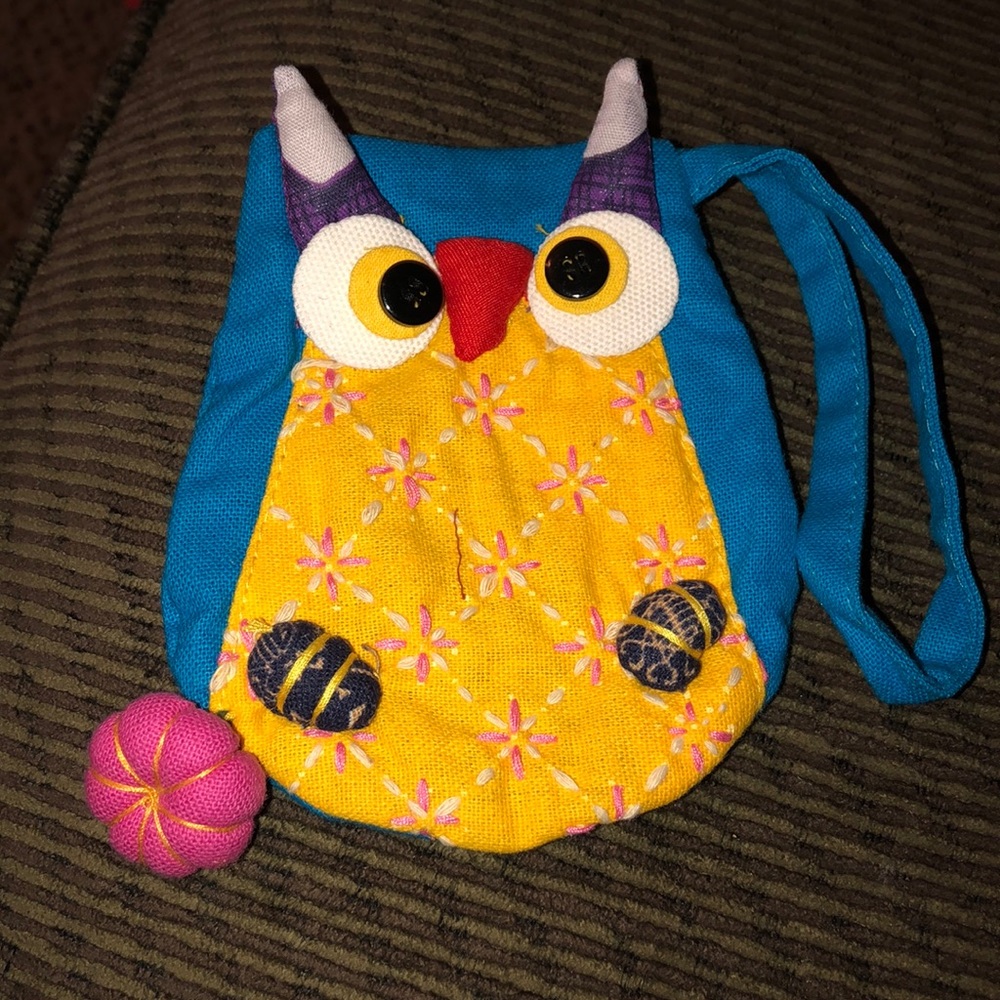 Owl wristlet/change purse.